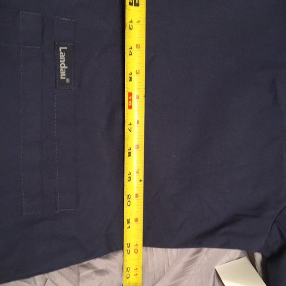Landau size medium scrub top. New. - Picture 2 of 5